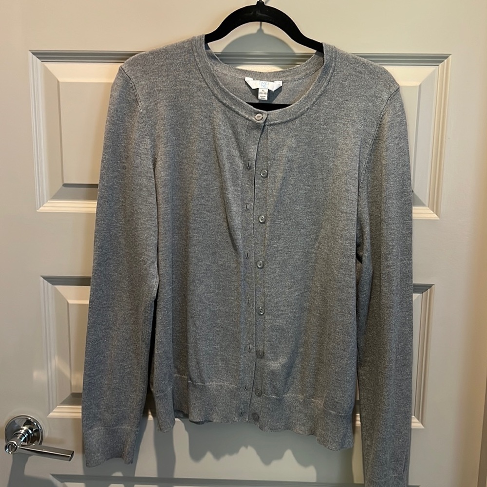 Time and Tru Gray basic cardigan